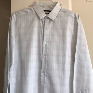 Bar III button up
